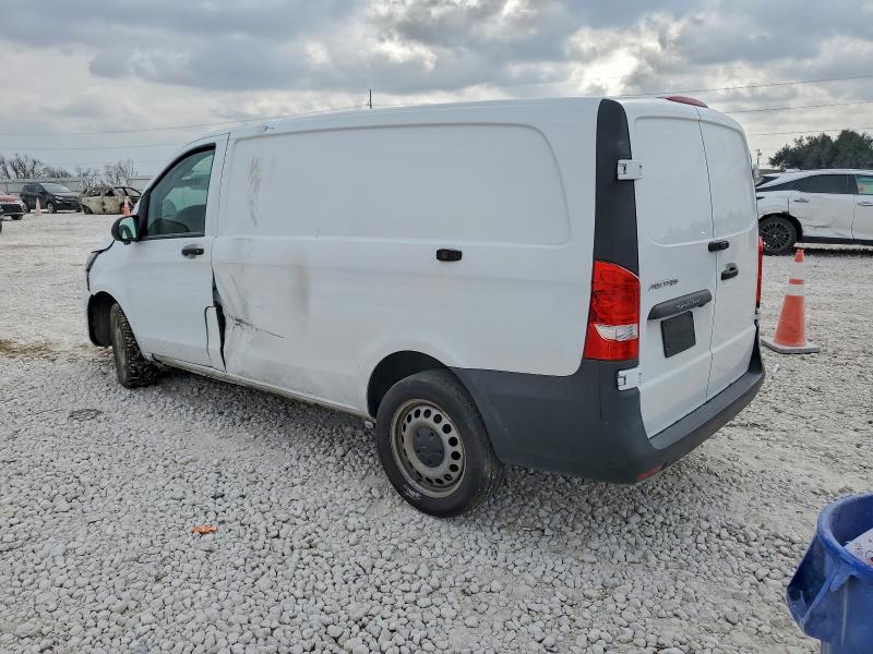 Фото 2 - MERCEDES-BENZ METRIS