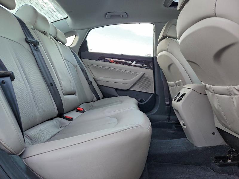 Фото 10 - HYUNDAI SONATA