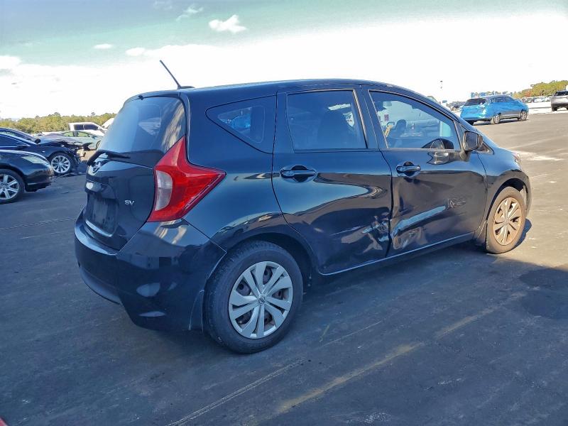 Фото 3 - NISSAN VERSA