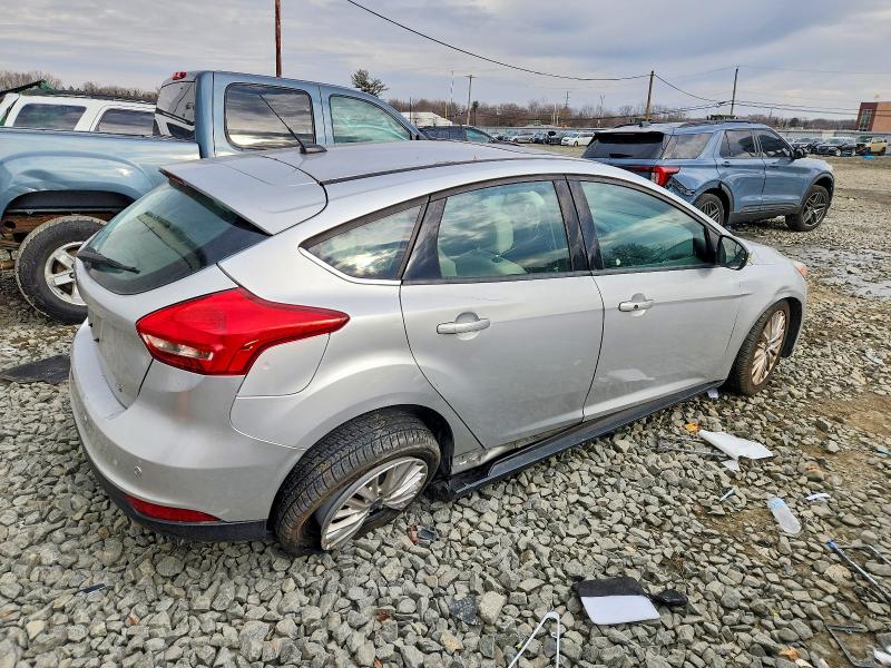 Фото 3 - FORD FOCUS