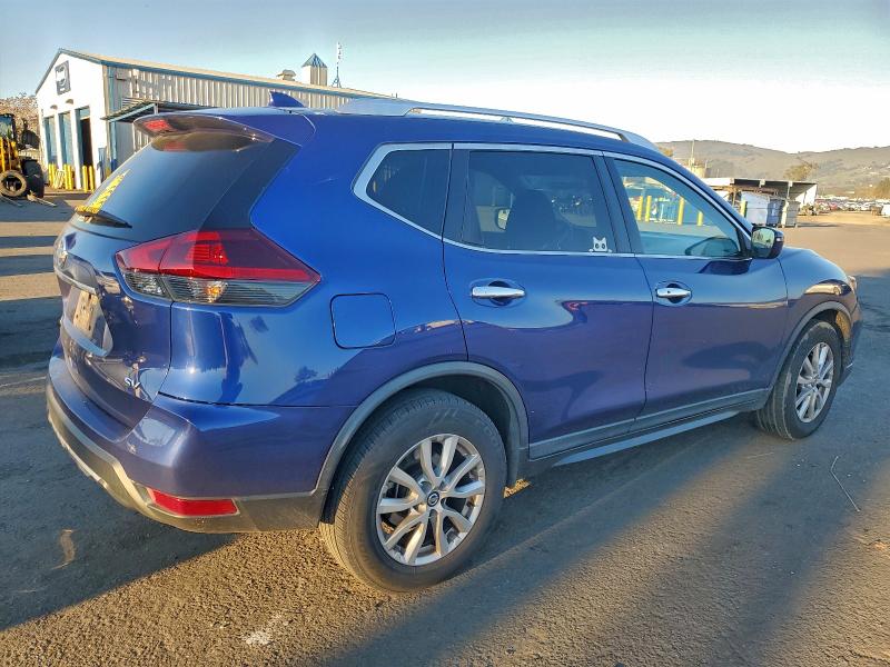 Фото 3 - NISSAN ROGUE