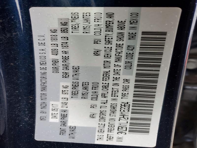 Фото 13 - MAZDA 3