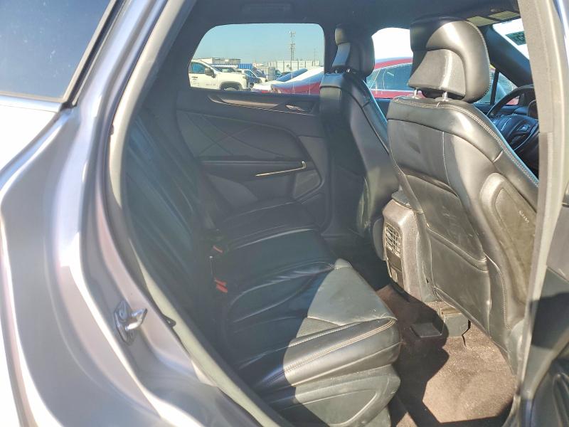 Фото 10 - LINCOLN MKC