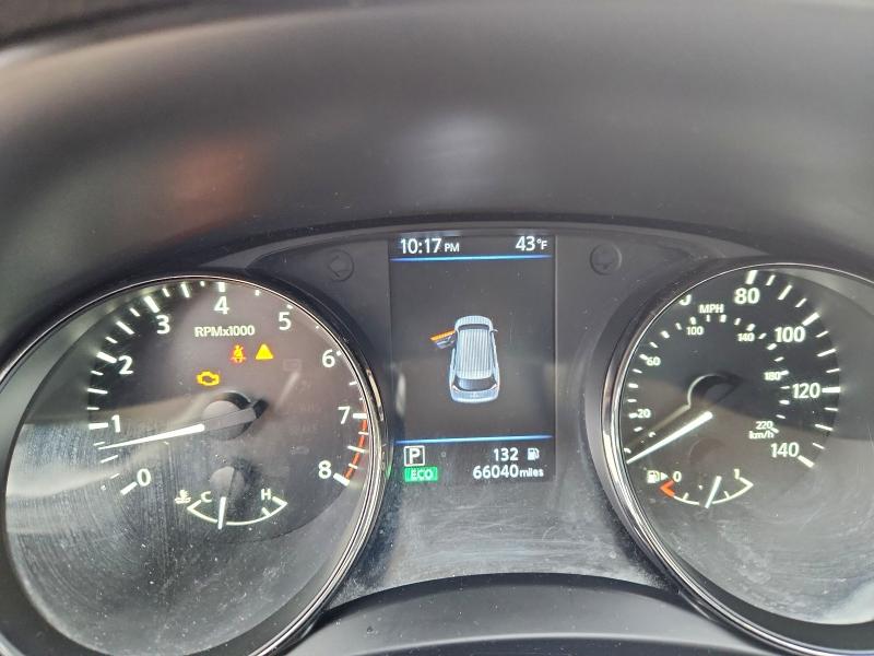 Фото 9 - NISSAN ROGUE