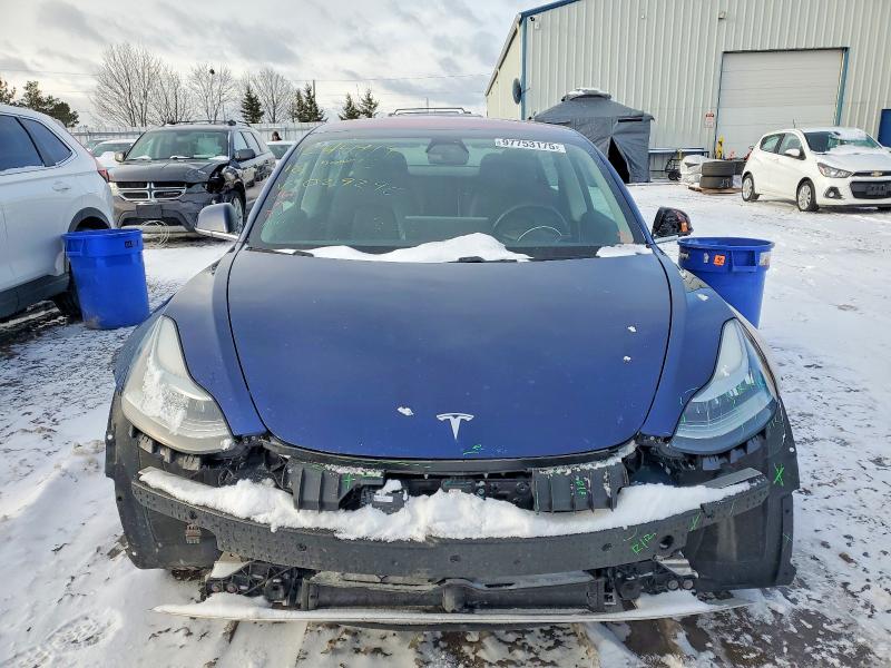 Фото 5 - TESLA MODEL 3