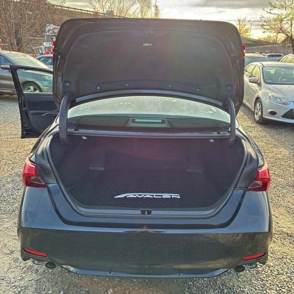 Фото 12 - TOYOTA AVALON