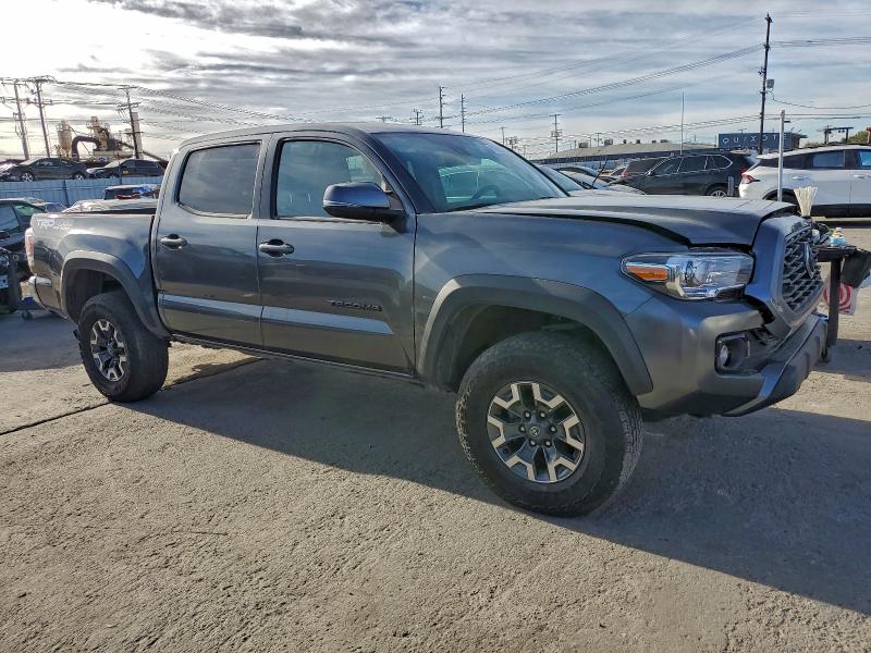 Фото 4 - TOYOTA TACOMA