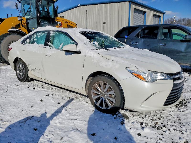 Фото 4 - TOYOTA CAMRY