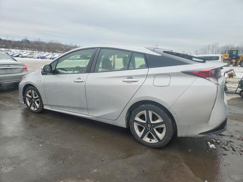 Фото 2 - TOYOTA PRIUS