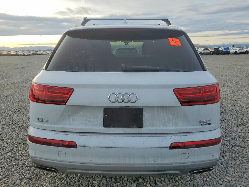 Фото 6 - AUDI Q7