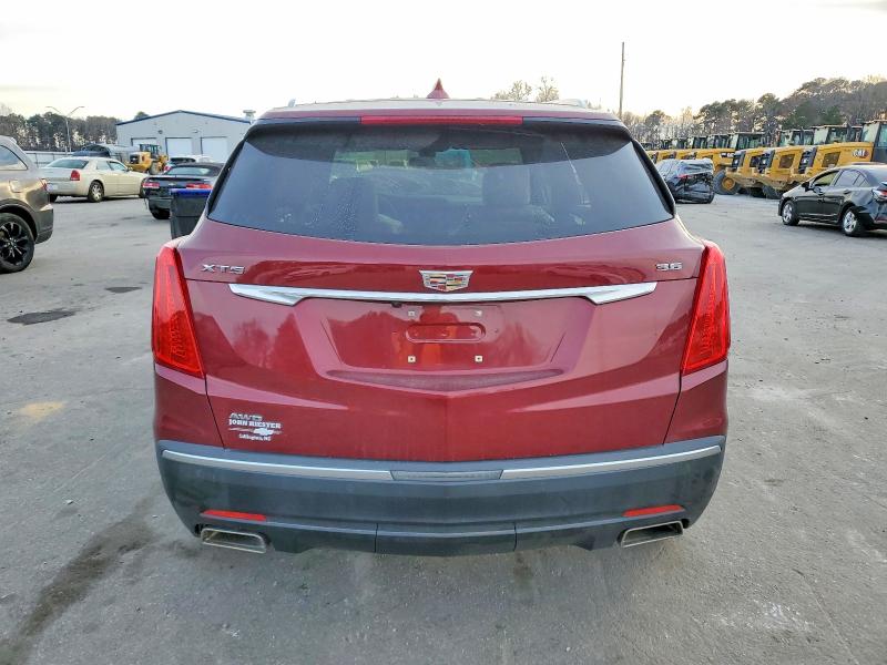 Фото 6 - CADILLAC XT5