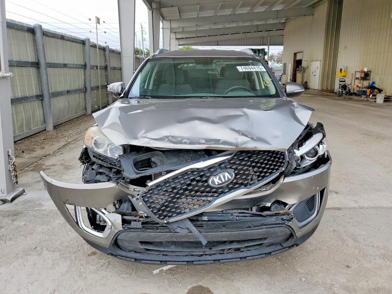 Фото 5 - KIA SORENTO