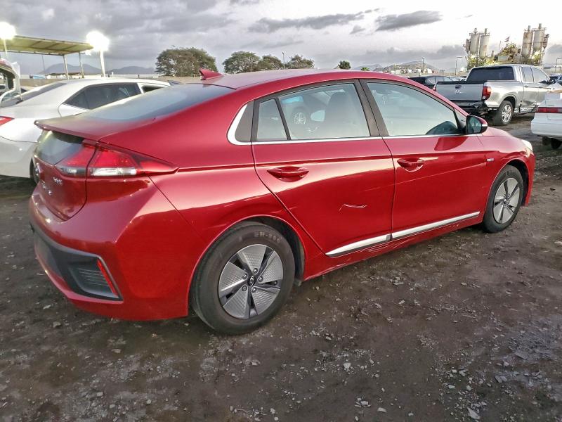 Фото 3 - HYUNDAI IONIQ