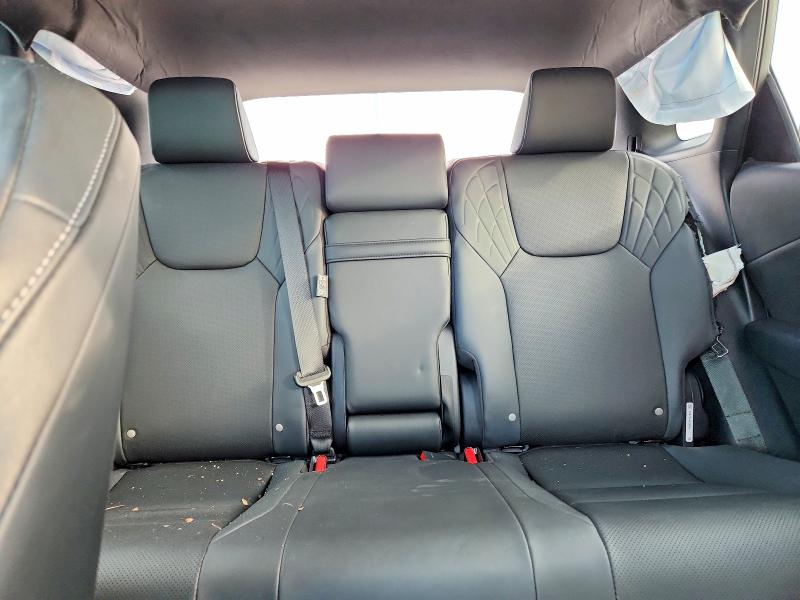 Фото 10 - LEXUS RX350