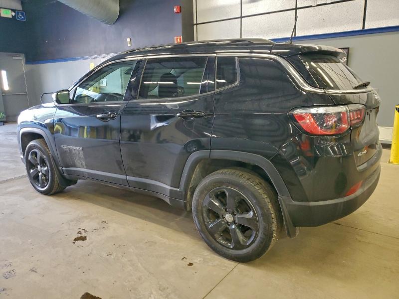 Фото 2 - JEEP COMPASS