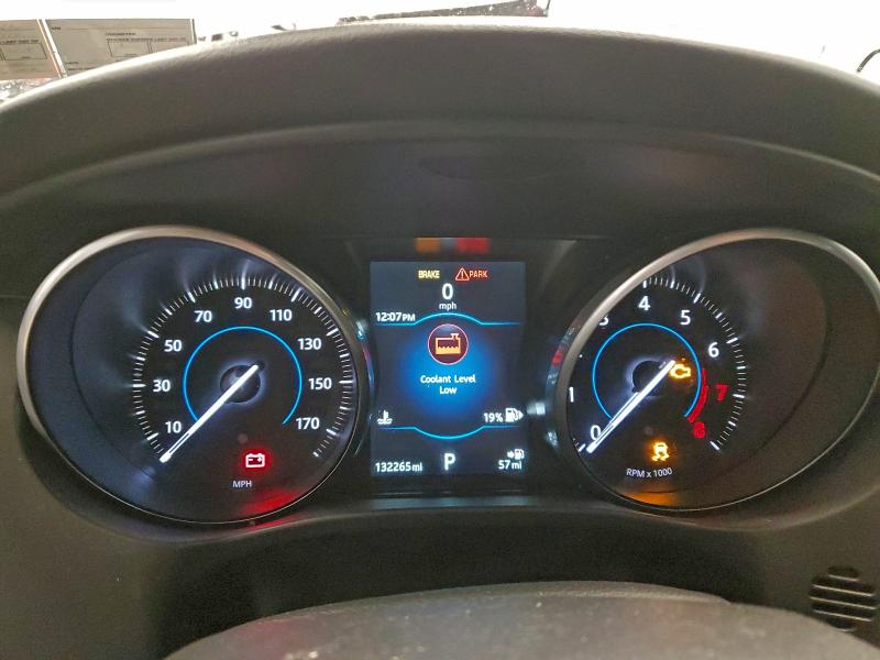 Фото 9 - JAGUAR F-PACE