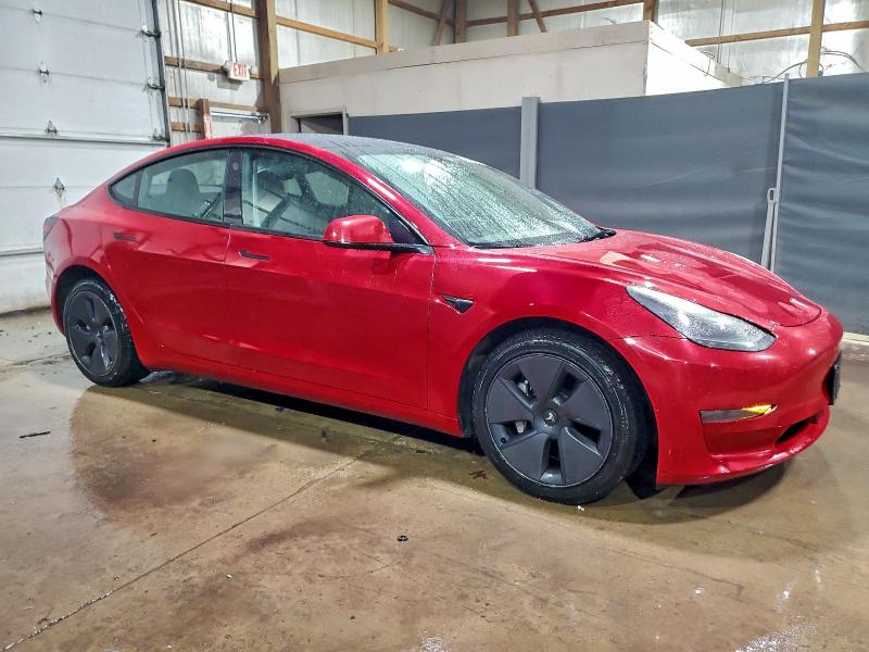 Фото 4 - TESLA MODEL 3