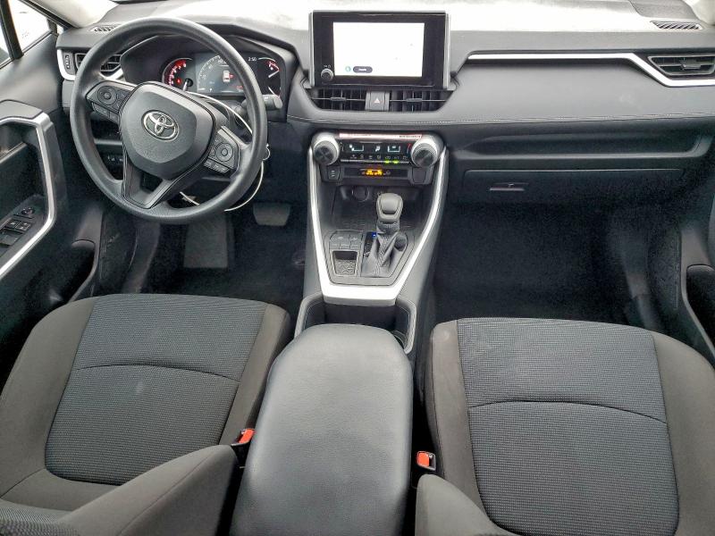 Фото 8 - TOYOTA RAV4