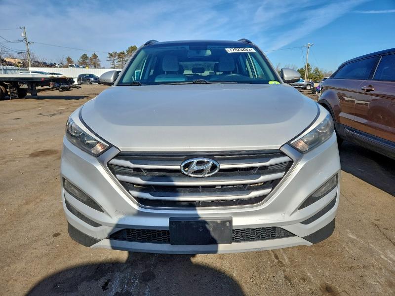 Фото 5 - HYUNDAI TUCSON