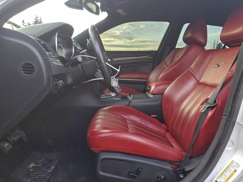 Фото 7 - CHRYSLER 300