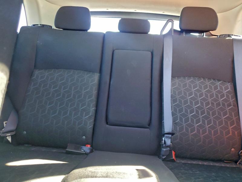 Фото 10 - MITSUBISHI OUTLANDER