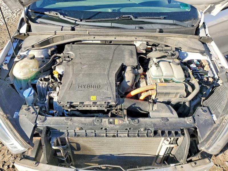 Фото 11 - HYUNDAI IONIQ