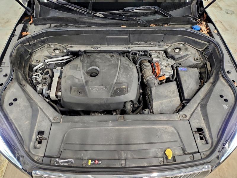 Фото 12 - VOLVO XC90