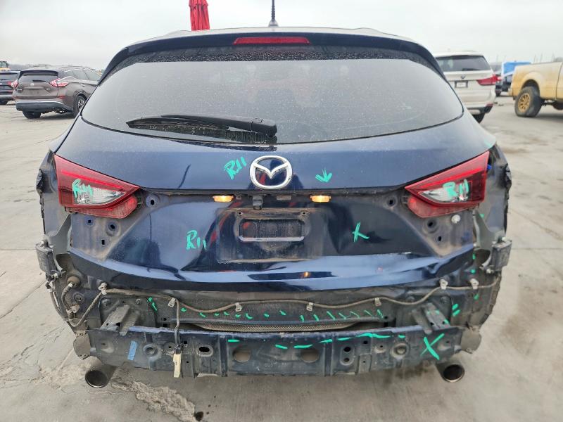 Фото 6 - MAZDA 3