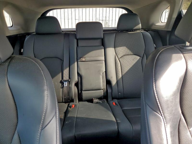 Фото 10 - LEXUS RX350