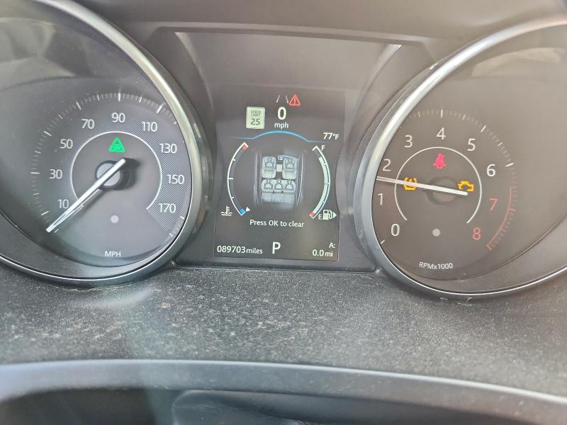 JAGUAR ETYPE 2018 VIN SADFJ2FX8J1Z05044