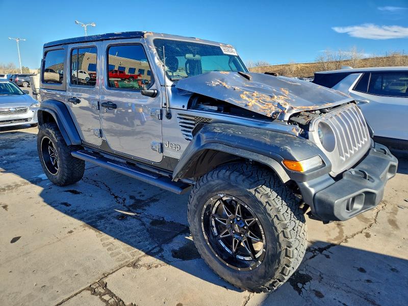 Фото 4 - JEEP WRANGLER