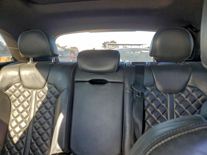 Фото 10 - AUDI SQ5