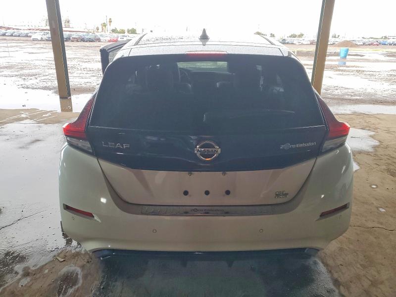 Фото 6 - NISSAN LEAF