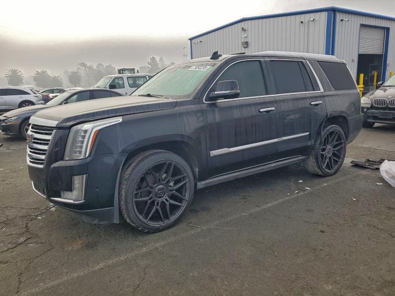 Фото 1 - CADILLAC ESCALADE