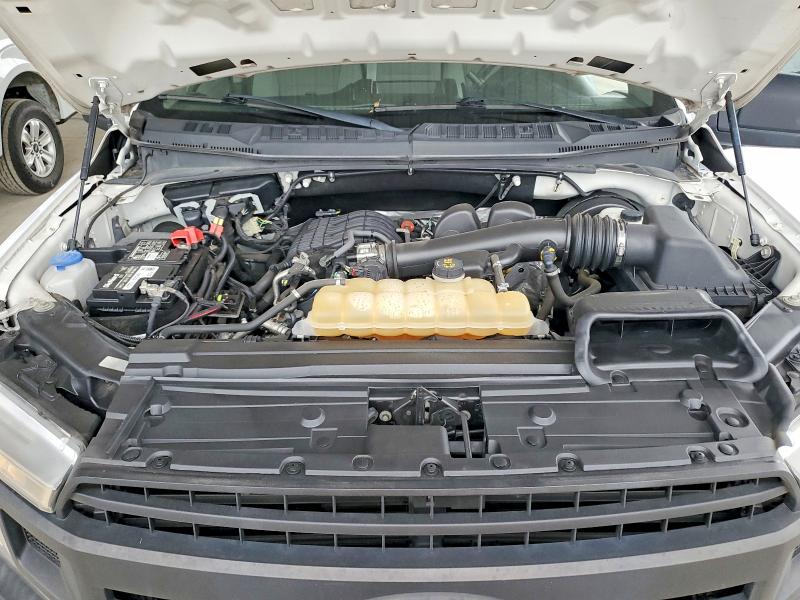 Фото 12 - FORD F-150