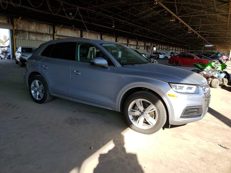 Фото 4 - AUDI Q5