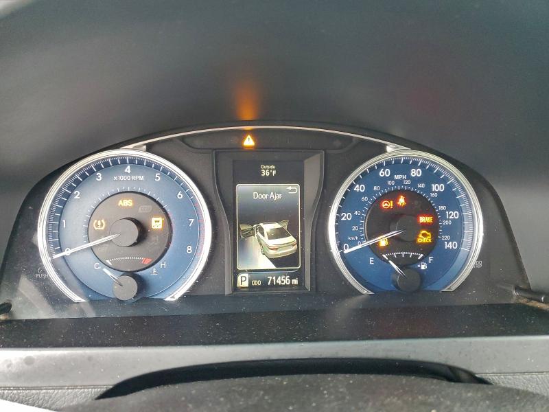 Фото 9 - TOYOTA CAMRY