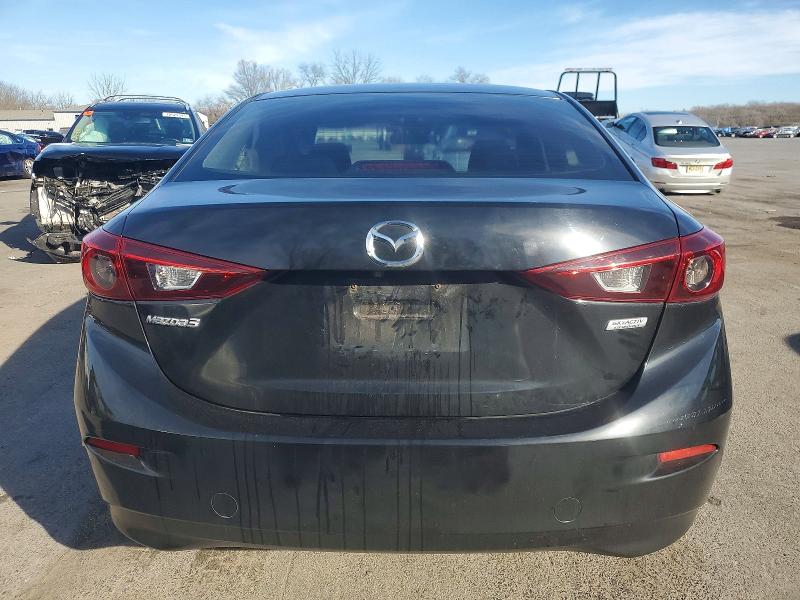 Фото 6 - MAZDA 3