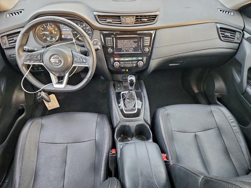 Фото 8 - NISSAN ROGUE