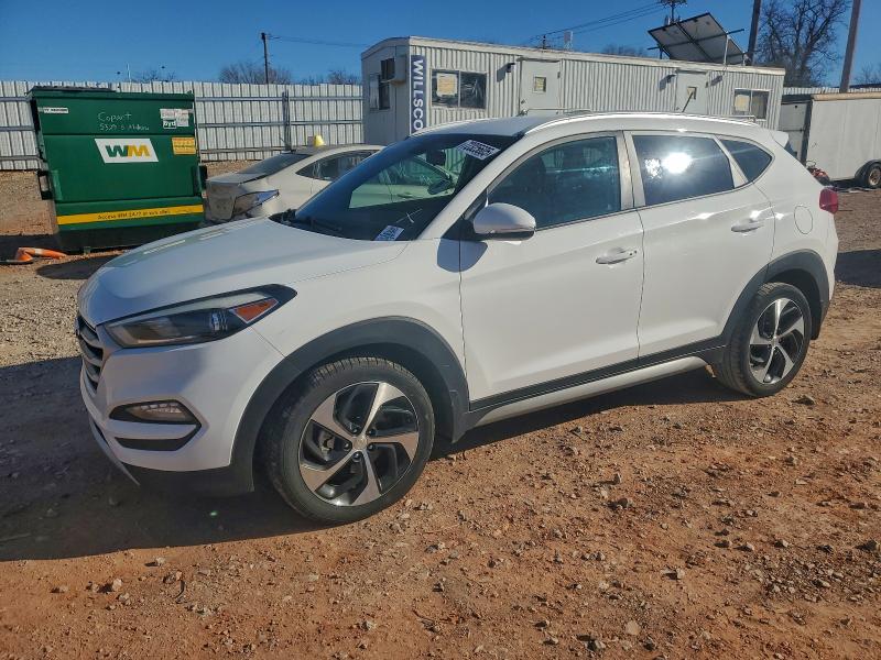 Фото 1 - HYUNDAI TUCSON