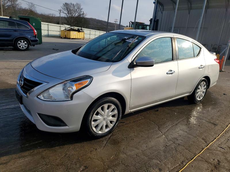 Фото 1 - NISSAN VERSA
