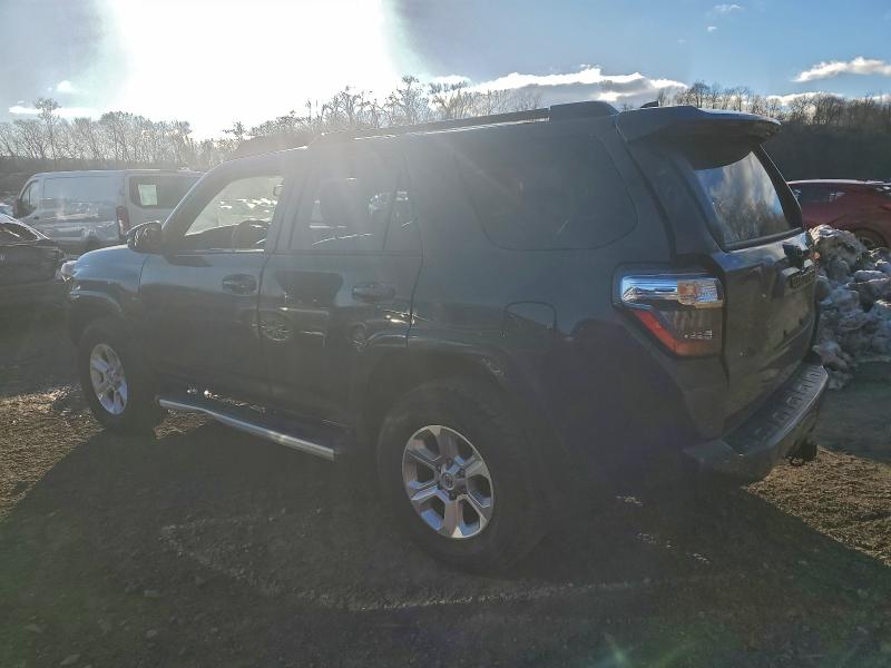 Фото 2 - TOYOTA 4RUNNER