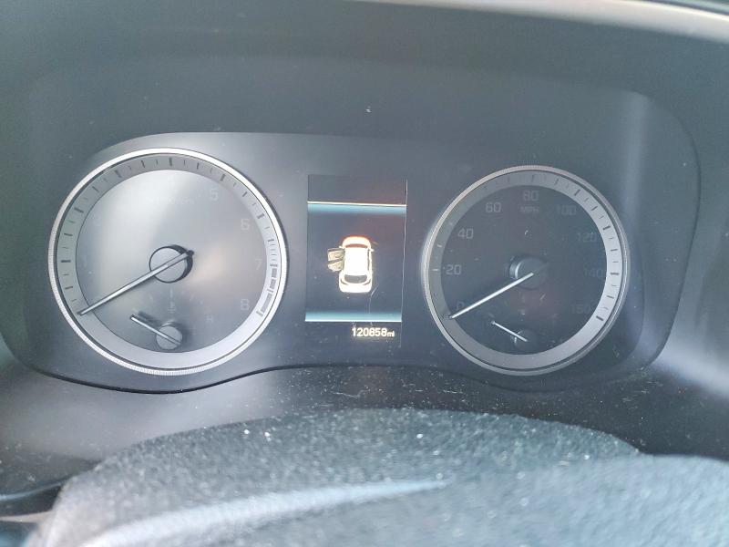 Фото 9 - HYUNDAI TUCSON