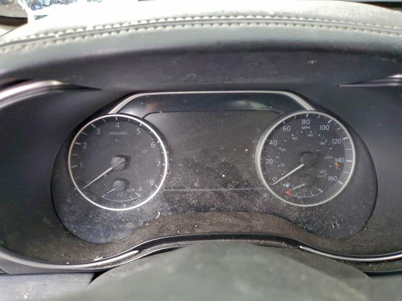 Фото 9 - NISSAN MAXIMA