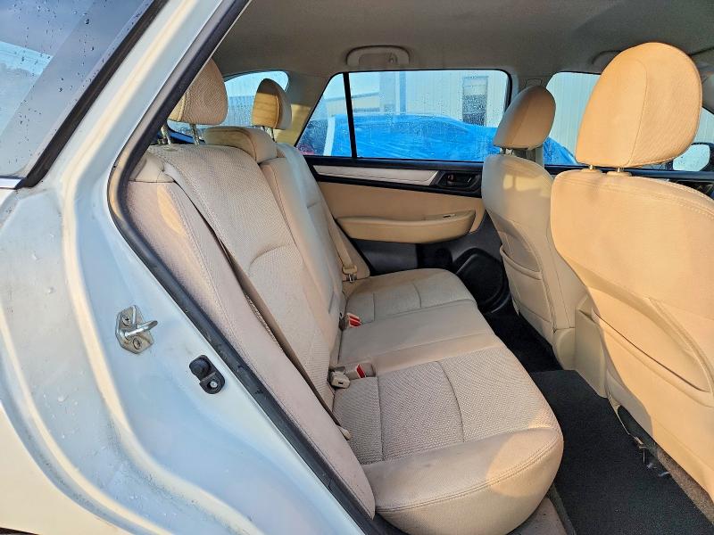 Фото 10 - SUBARU OUTBACK