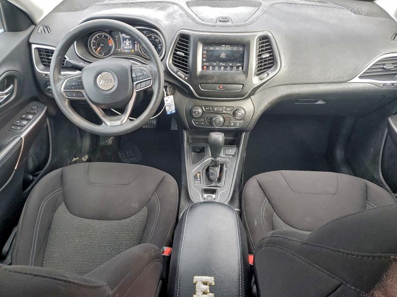 Фото 8 - JEEP GRAND CHER