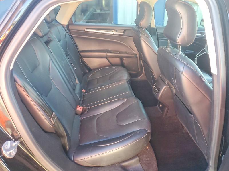 Фото 10 - FORD FUSION