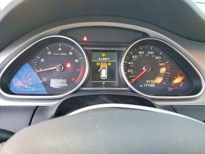 Фото 9 - AUDI Q7