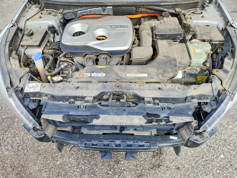 Фото 11 - HYUNDAI SONATA