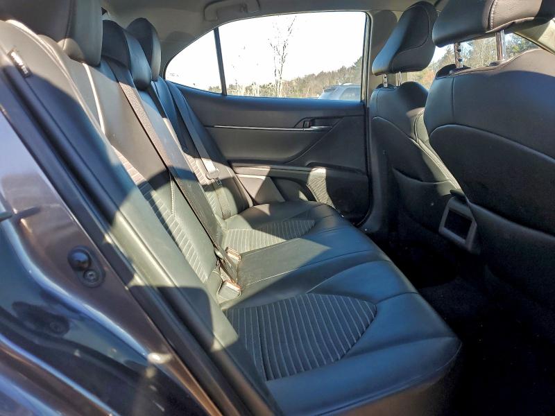 Фото 10 - TOYOTA CAMRY